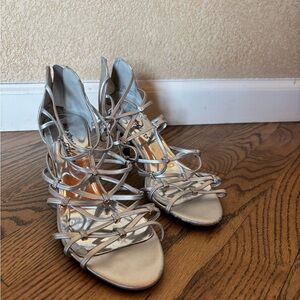 easy street alive 5, silver bars pen toed shoes, size 8